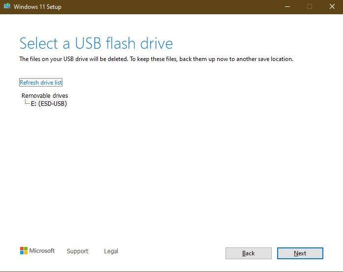 Windows-11-setup-select-the-USB-drive-2