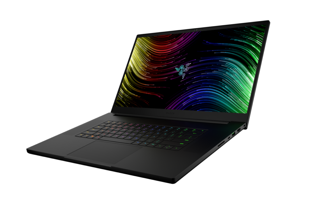 Razer_Blade_17_D8_005-1024x683-2