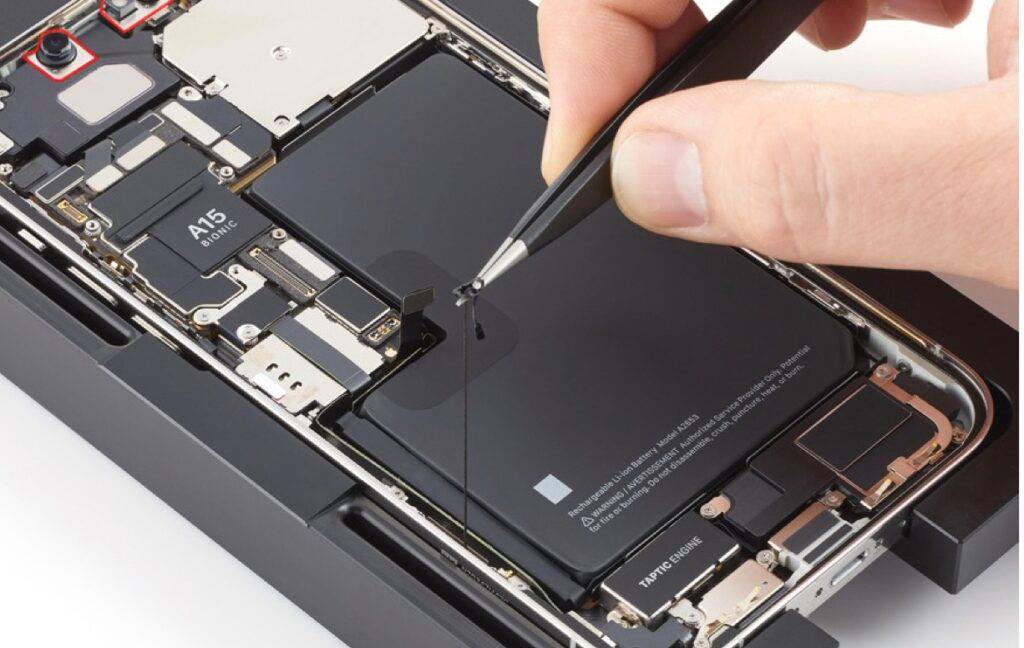 iphone-repair02-1024x648-1