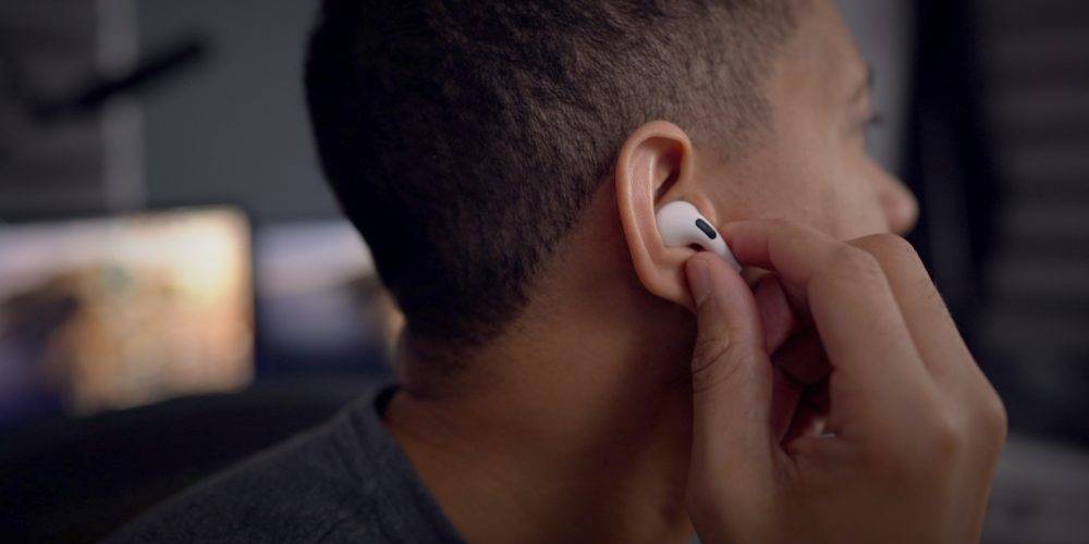 AirPods-Pro-in-ear-Jeff