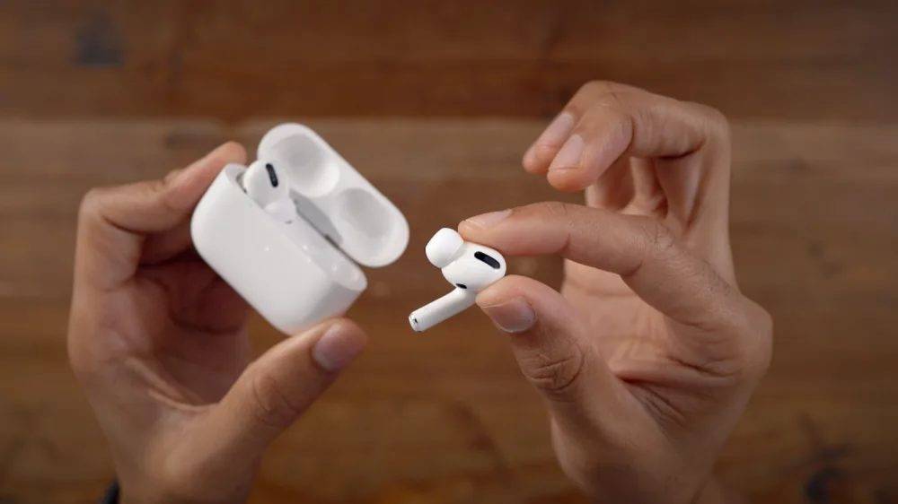 airpods-pro-2-features-charging-1